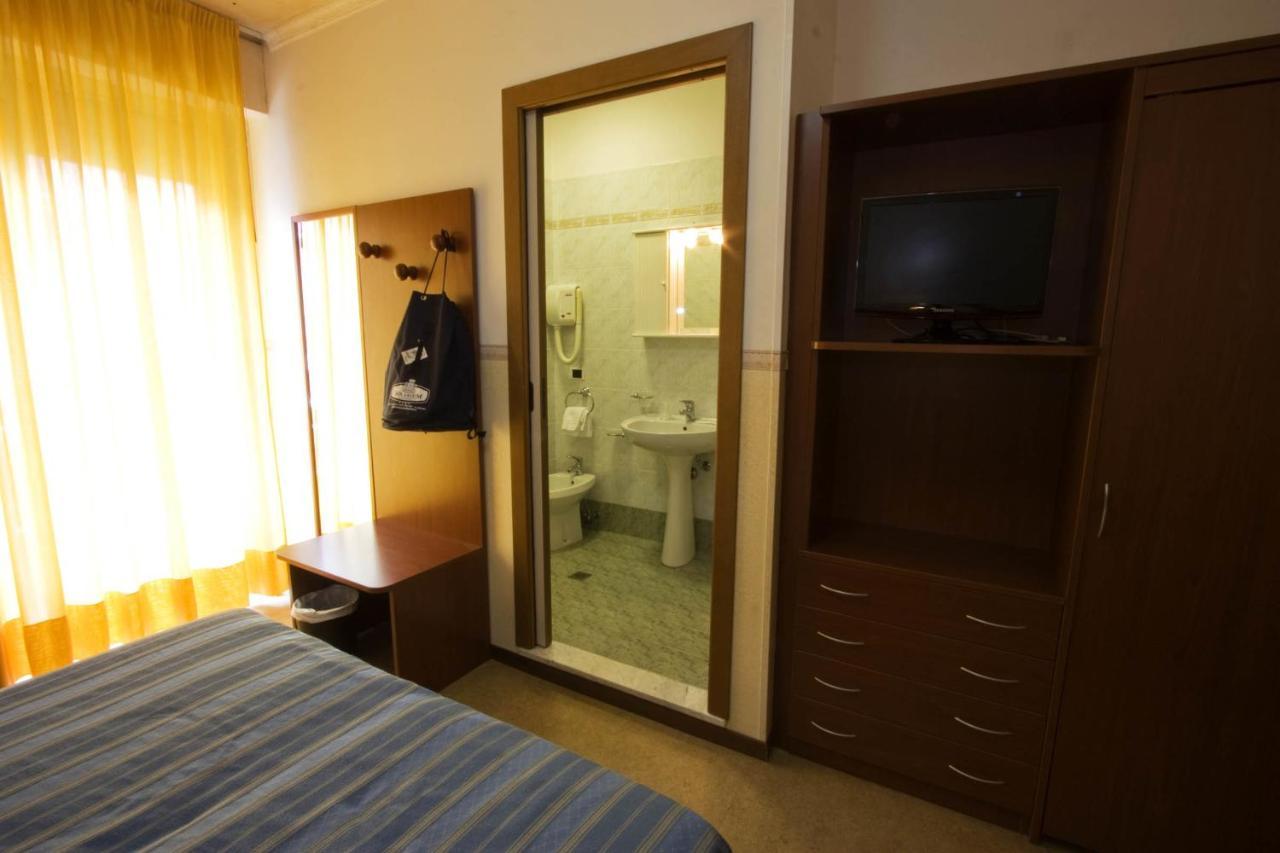 Hotel Solarium San Benedetto del Tronto Exterior photo