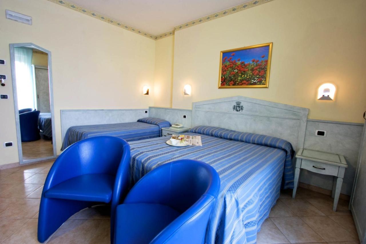 Hotel Solarium San Benedetto del Tronto Room photo