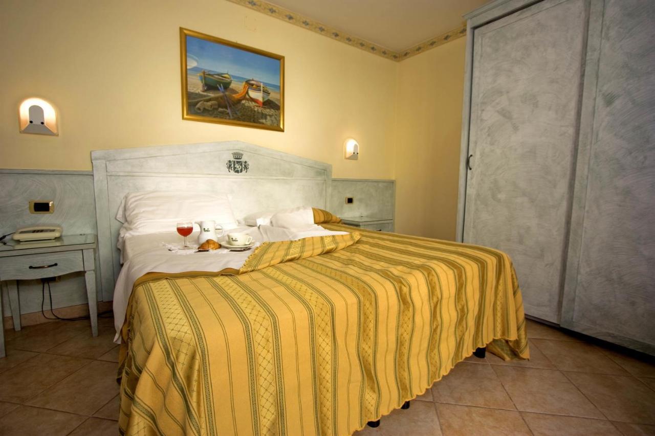 Hotel Solarium San Benedetto del Tronto Room photo